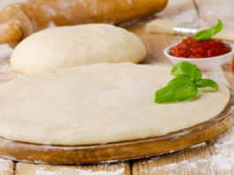 Супер тонкое и вкусное тесто для пиццы по итальянски