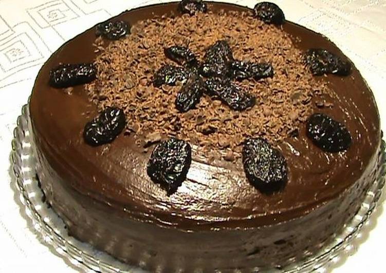 Результат пошуку зображень за запитом "торт «Чернослив в шоколаде»"